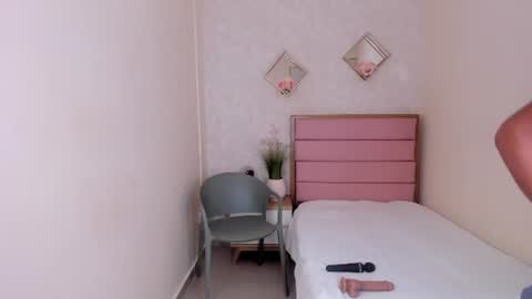Snapshot of lux_noxentia chatting on July 27, 2026, 8:38 pm Luz online show from July 27, 2026, 8:38 pm