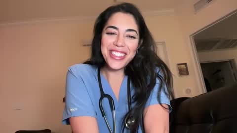 luxcher22 online show from January 7, 2025, 6:48 am