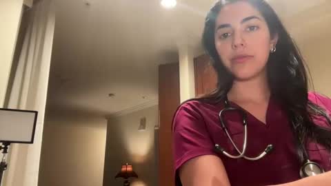 luxcher22 online show from January 9, 2025, 3:26 am