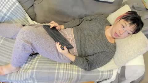 Snapshot of luxgray chatting on October 18, 2025, 10:32 pm LuxGray online show from October 18, 2025, 10:32 pm