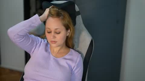 LUXIANA SEXY online show from July 5, 2026, 5:03 am