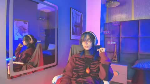 Snapshot of luxiel_ chatting on April 16, 2026, 8:42 pm Luxiel 3 online show from April 16, 2026, 8:42 pm