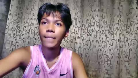 luxirfy online show from September 29, 2025, 1:38 pm