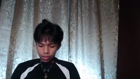 luxirfy online show from October 8, 2025, 4:37 pm