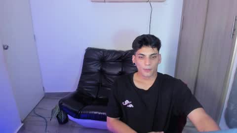 luxrx online show from May 26, 2026, 7:32 pm