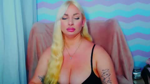 Luxuriaa online show from July 20, 2026, 7:49 pm