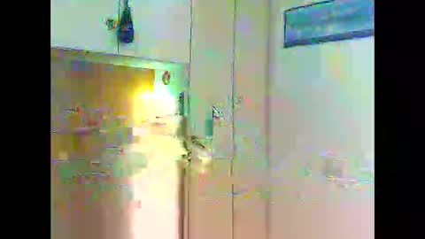 Snapshot of luxx72boy chatting on October 12, 2025, 8:35 am luxx72boy online show from October 12, 2025, 8:35 am