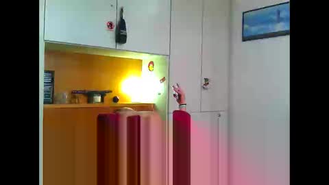 Snapshot of luxx72boy chatting on October 26, 2025, 10:32 am luxx72boy online show from October 26, 2025, 10:32 am