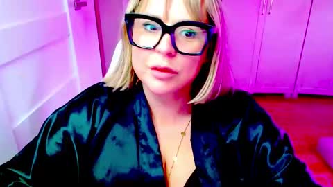 Diana online show from April 29, 2026, 5:30 pm