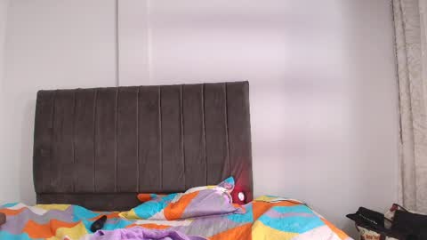 Snapshot of luxy_benet chatting on May 11, 2026, 8:20 am Big Benet online show from May 11, 2026, 8:20 am