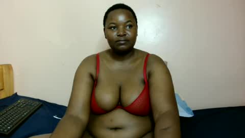 Snapshot of luzremi chatting on June 15, 2026, 3:14 pm luzremi online show from June 15, 2026, 3:14 pm