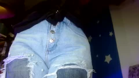 Snapshot of luzzy_cam chatting on December 13, 2025, 9:53 pm luzzy I hope your visit and that we manage to get very hot online show from December 13, 2025, 9:53 pm