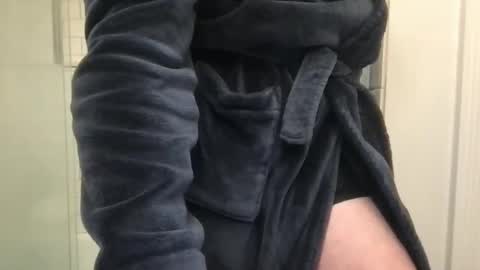 lvguynextdoor440656 online show from November 15, 2025, 1:25 am