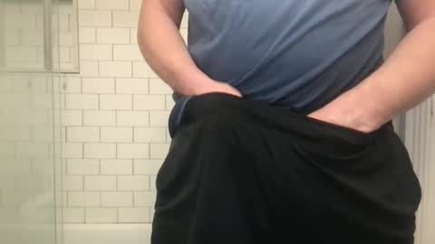 lvguynextdoor440656 online show from January 14, 2026, 2:06 am