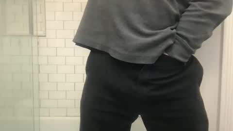 lvguynextdoor440656 online show from March 19, 2026, 1:20 am