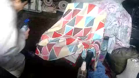 lxstboy online show from September 11, 2025, 6:35 am