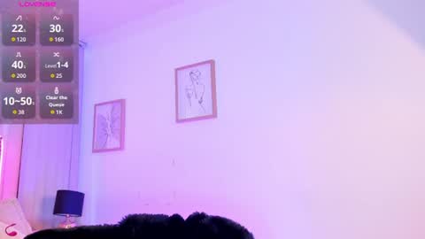 Snapshot of lya_brown chatting on June 10, 2026, 11:42 am lya_brown online show from June 10, 2026, 11:42 am