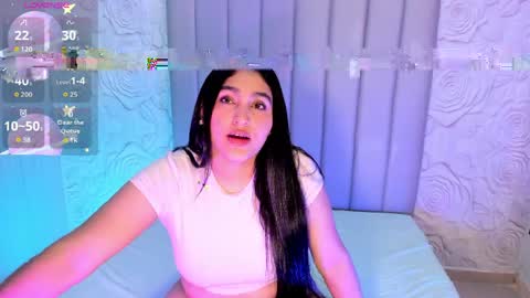 Snapshot of lya_dubois_ chatting on May 2, 2026, 10:04 pm LYA DUBOIS online show from May 2, 2026, 10:04 pm