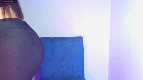 Snapshot of lya_dubois_ chatting on May 27, 2026, 9:23 pm LYA DUBOIS online show from May 27, 2026, 9:23 pm