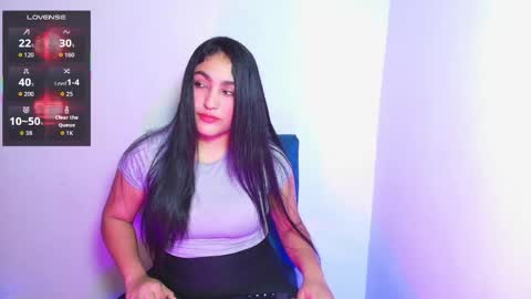 Snapshot of lya_dubois_ chatting on June 2, 2026, 11:29 pm LYA DUBOIS online show from June 2, 2026, 11:29 pm