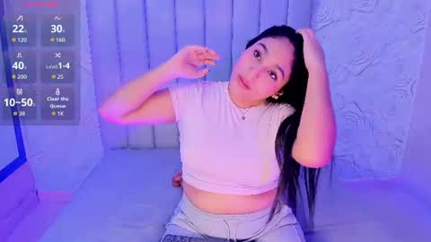 Snapshot of lya_dubois_ chatting on June 9, 2026, 10:10 pm LYA DUBOIS online show from June 9, 2026, 10:10 pm