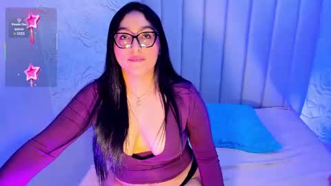 Snapshot of lya_dubois_ chatting on June 17, 2026, 11:16 pm LYA DUBOIS online show from June 17, 2026, 11:16 pm