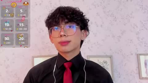 Snapshot of lyan_twink chatting on July 21, 2026, 7:27 pm Lyan online show from July 21, 2026, 7:27 pm
