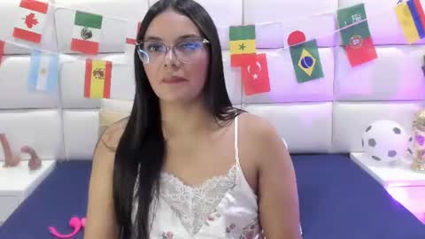 Lya Sweetxx  online show from July 11, 2026, 3:09 am
