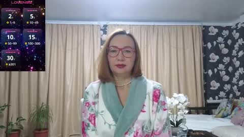 lybava online show from December 13, 2024, 1:33 pm