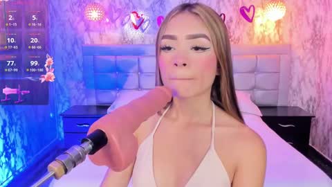 Lyen Rae  online show from February 13, 2025, 8:03 pm