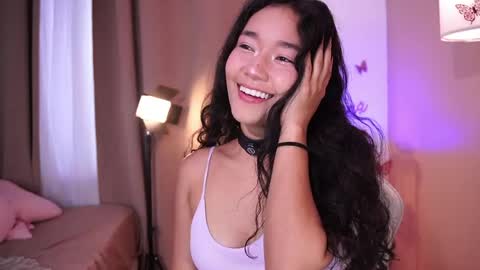 Lyhana Lee online show from May 2, 2026, 1:49 pm