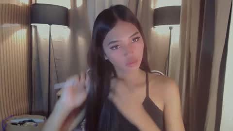 LYKA LOOPS online show from April 8, 2026, 5:13 pm
