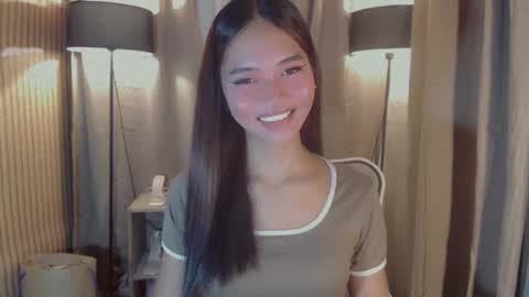 LYKA LOOPS online show from April 12, 2026, 5:29 pm