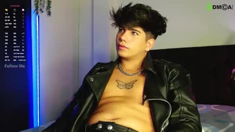 Lyle Bennett Freelance Model online show from October 2, 2025, 1:40 pm