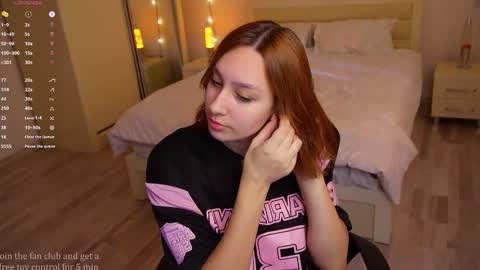 Snapshot of lylianrosse chatting on November 1, 2025, 7:10 am Lylian online show from November 1, 2025, 7:10 am