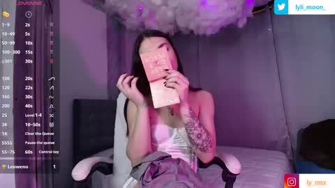 Littl online show from November 16, 2025, 3:34 am