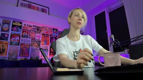 Lylith Skye NO NUDE model online show from January 9, 2025, 8:24 am