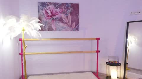 Lyly   online show from January 28, 2025, 5:32 am