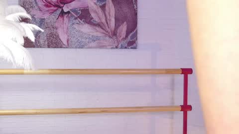 Lyly   online show from February 1, 2025, 11:43 am