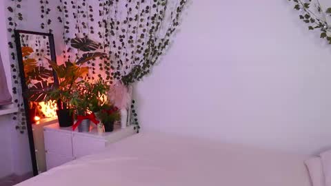 Lyly   online show from February 28, 2025, 5:37 am