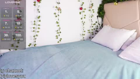 Lyly   online show from December 22, 2025, 5:48 am