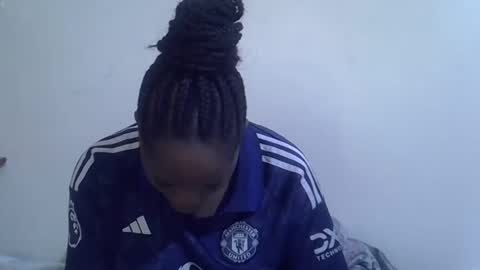 Snapshot of lyn_anna chatting on May 11, 2026, 6:19 am lyn_anna online show from May 11, 2026, 6:19 am