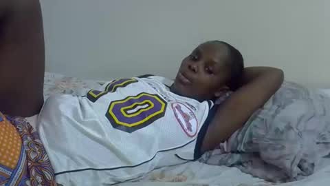Snapshot of lyn_anna chatting on June 5, 2026, 2:34 pm lyn_anna online show from June 5, 2026, 2:34 pm