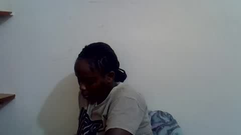 Snapshot of lyn_anna chatting on June 13, 2026, 12:36 pm lyn_anna online show from June 13, 2026, 12:36 pm