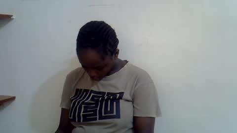 Snapshot of lyn_anna chatting on June 15, 2026, 11:01 am lyn_anna online show from June 15, 2026, 11:01 am