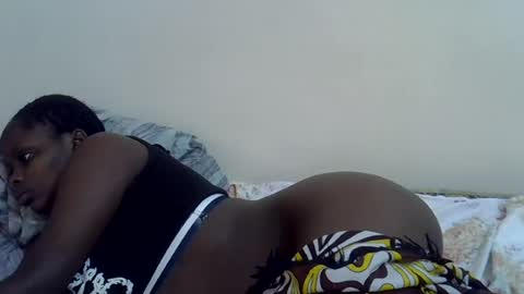 lyn_anna online show from June 24, 2026, 11:20 am