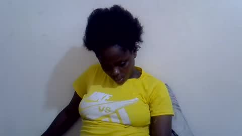 lyn_anna online show from August 1, 2026, 6:45 am