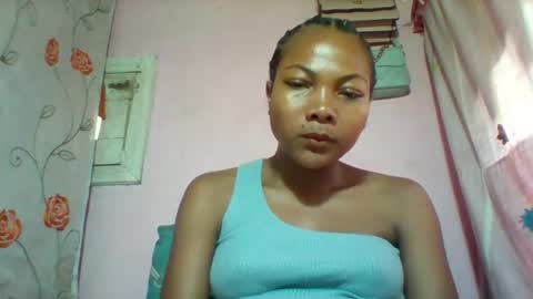 lyndah19 online show from March 9, 2026, 6:28 am