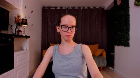 Sara online show from February 6, 2025, 1:38 am