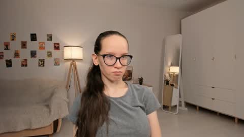 Sara online show from March 9, 2025, 4:11 pm